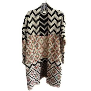 Debut Cardigan Women Size M Multicolor Acrylic Geometric Aztec C10080